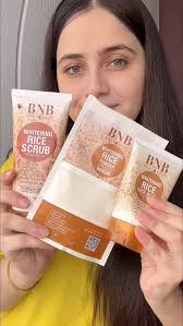 BNB RICE BRIGHTENING GLOW KIT
