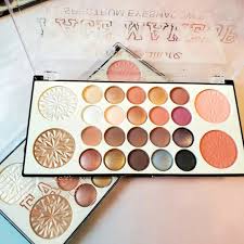 Eyes 👁👁 Shadow | Highlight | Blusher Palette 💄